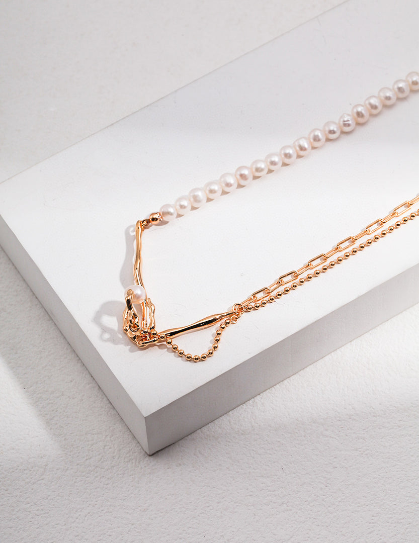 Jin Necklace